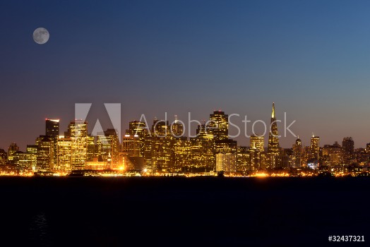Picture of San Francisco skyline at night California USA